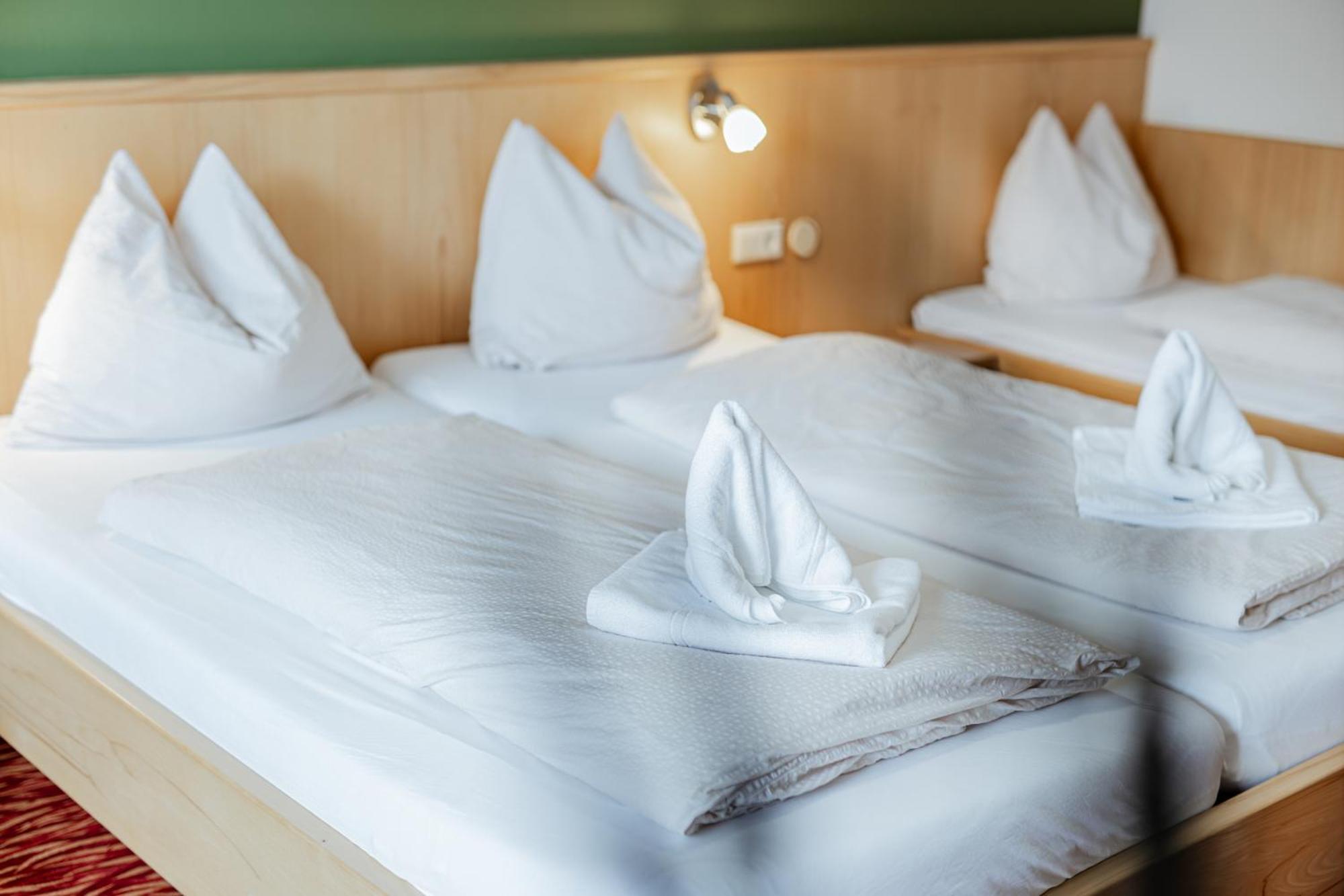 Eschenhof Bed & Breakfast คาพรูน ภายนอก รูปภาพ