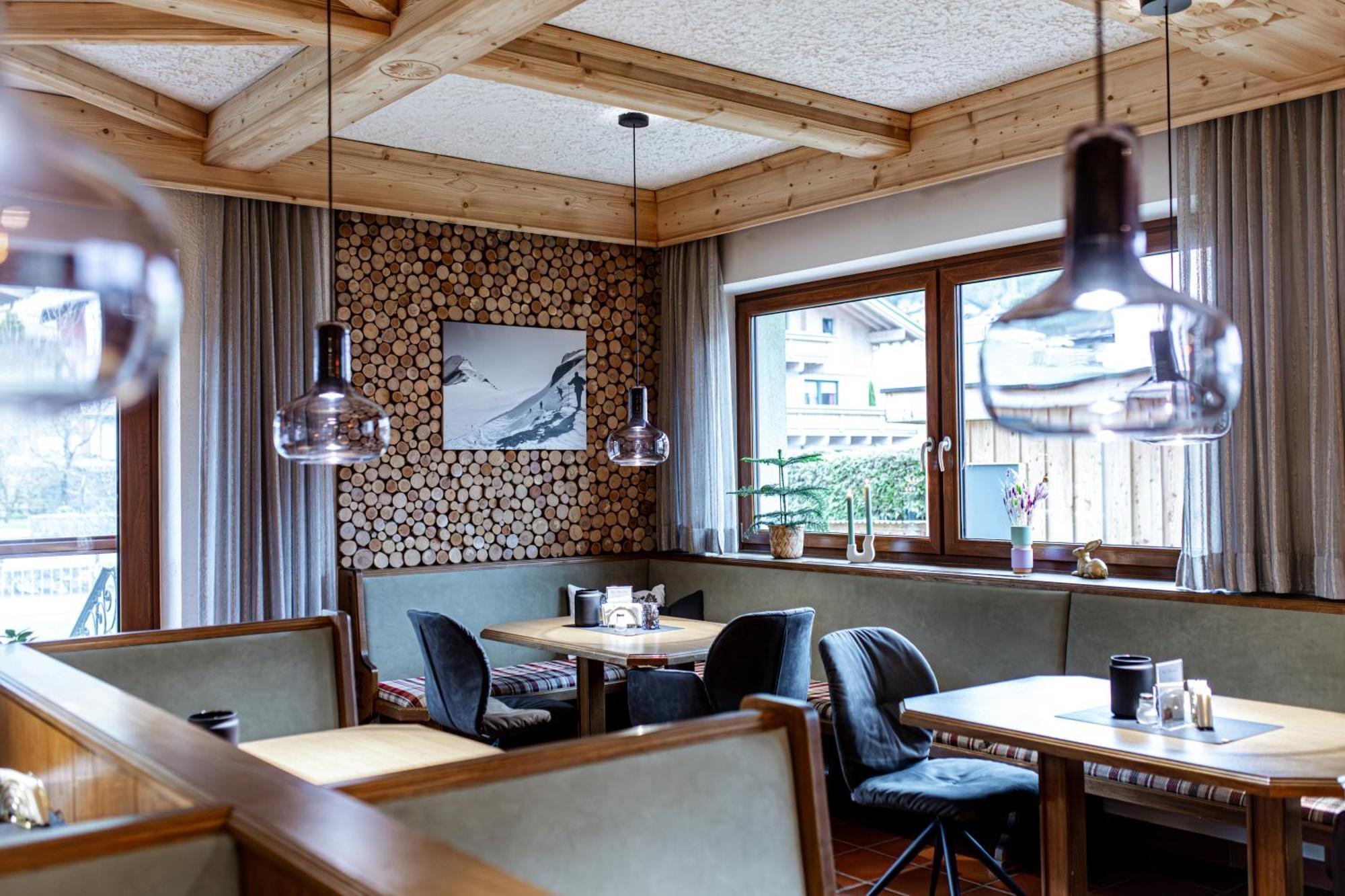 Eschenhof Bed & Breakfast คาพรูน ภายนอก รูปภาพ