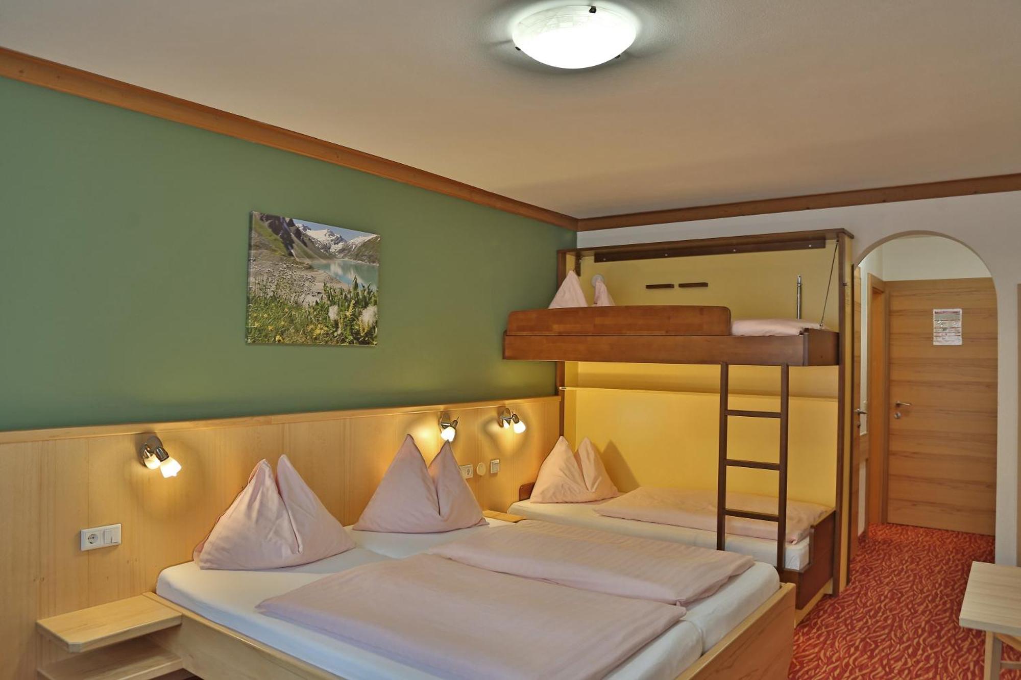 Eschenhof Bed & Breakfast คาพรูน ภายนอก รูปภาพ